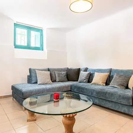 דירה Kallimarmaro Two-bedroom *